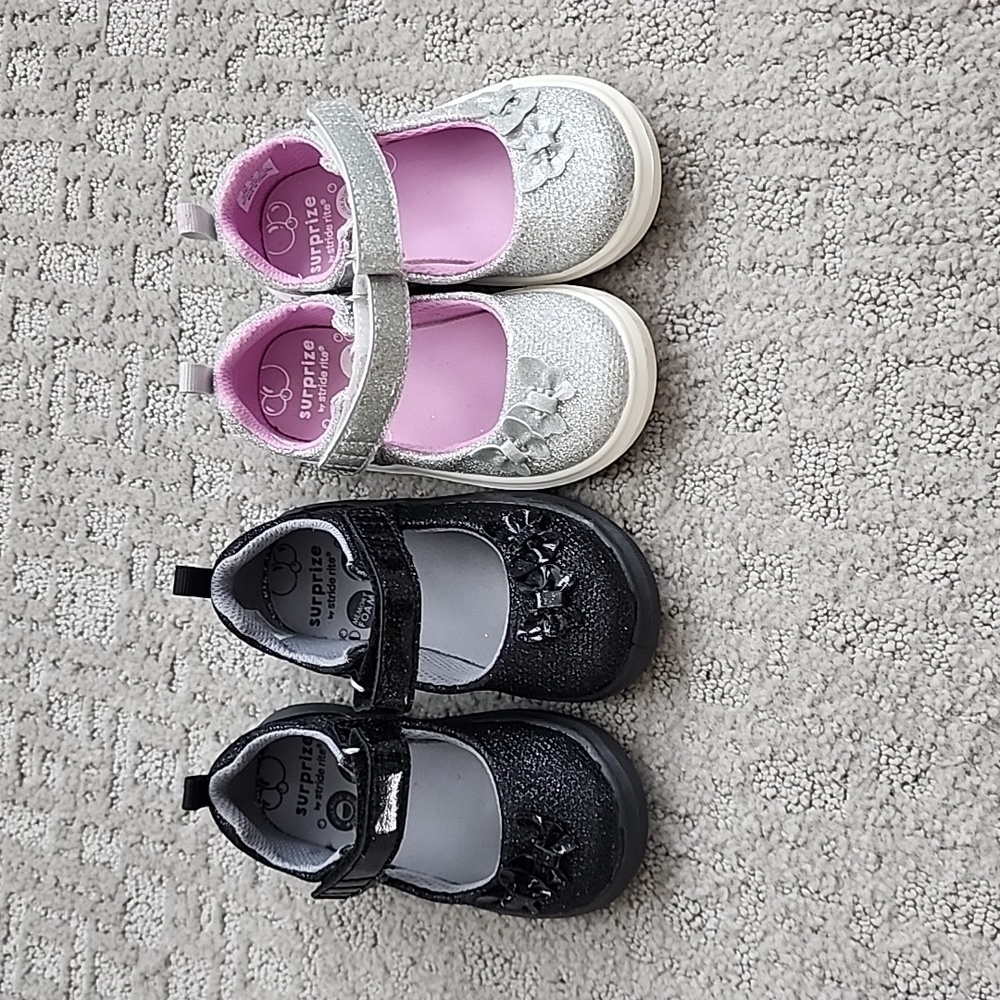 Toddler girl size 6 stride rite sparkle shoes (2 pairs, black and silver)